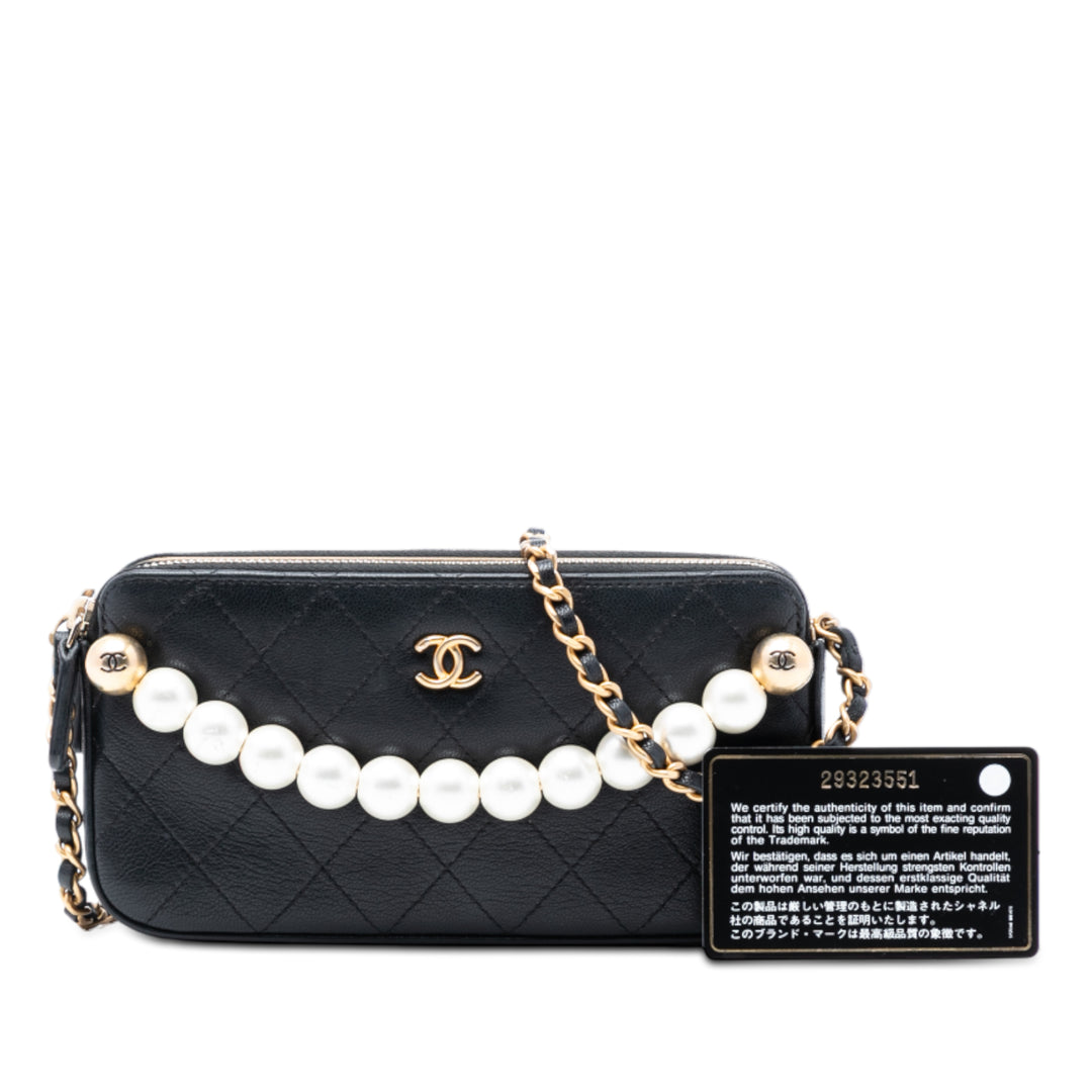 Chanel CC Matelassé Cuir de chèvre Chic Perles Double Zip Pochette avec chaîne