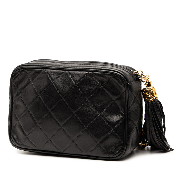 Chanel CC Quilted Cuir d’agneau Tassel Sac caméra Noir