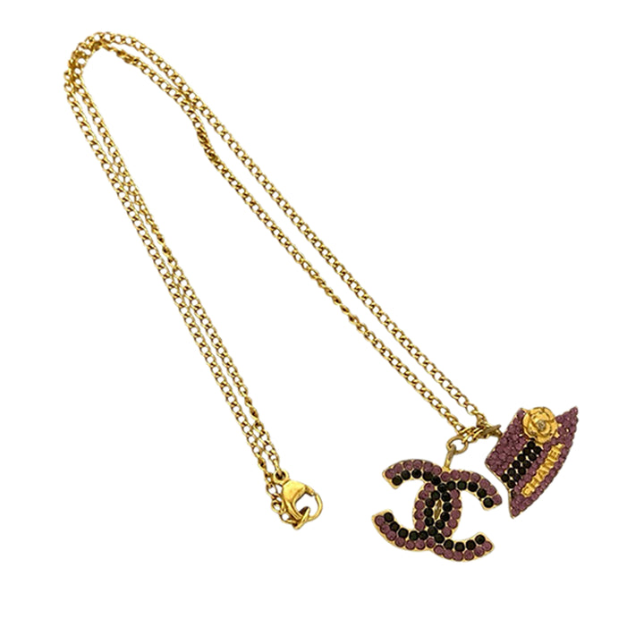 Chanel plaqué Rhinestone CC et Camellia Hat Pendant Collier