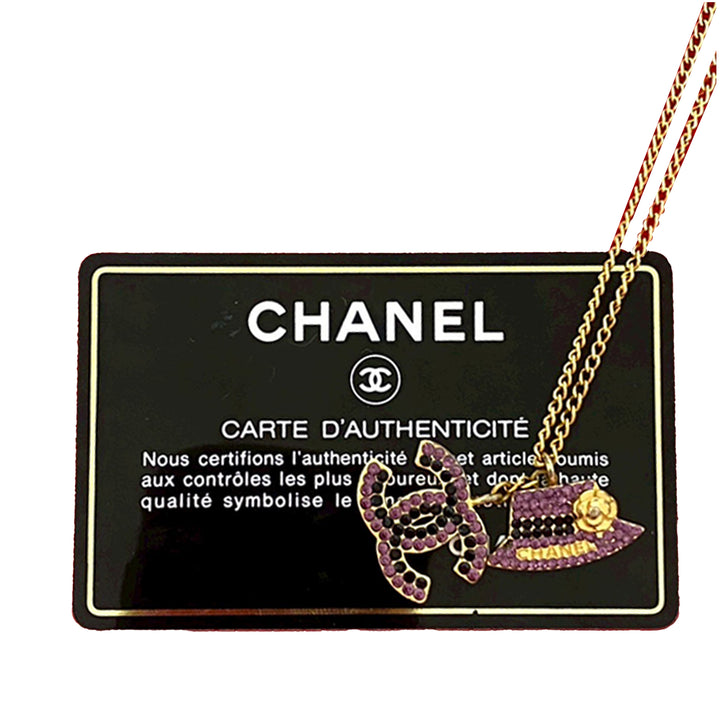 Chanel plaqué Rhinestone CC et Camellia Hat Pendant Collier