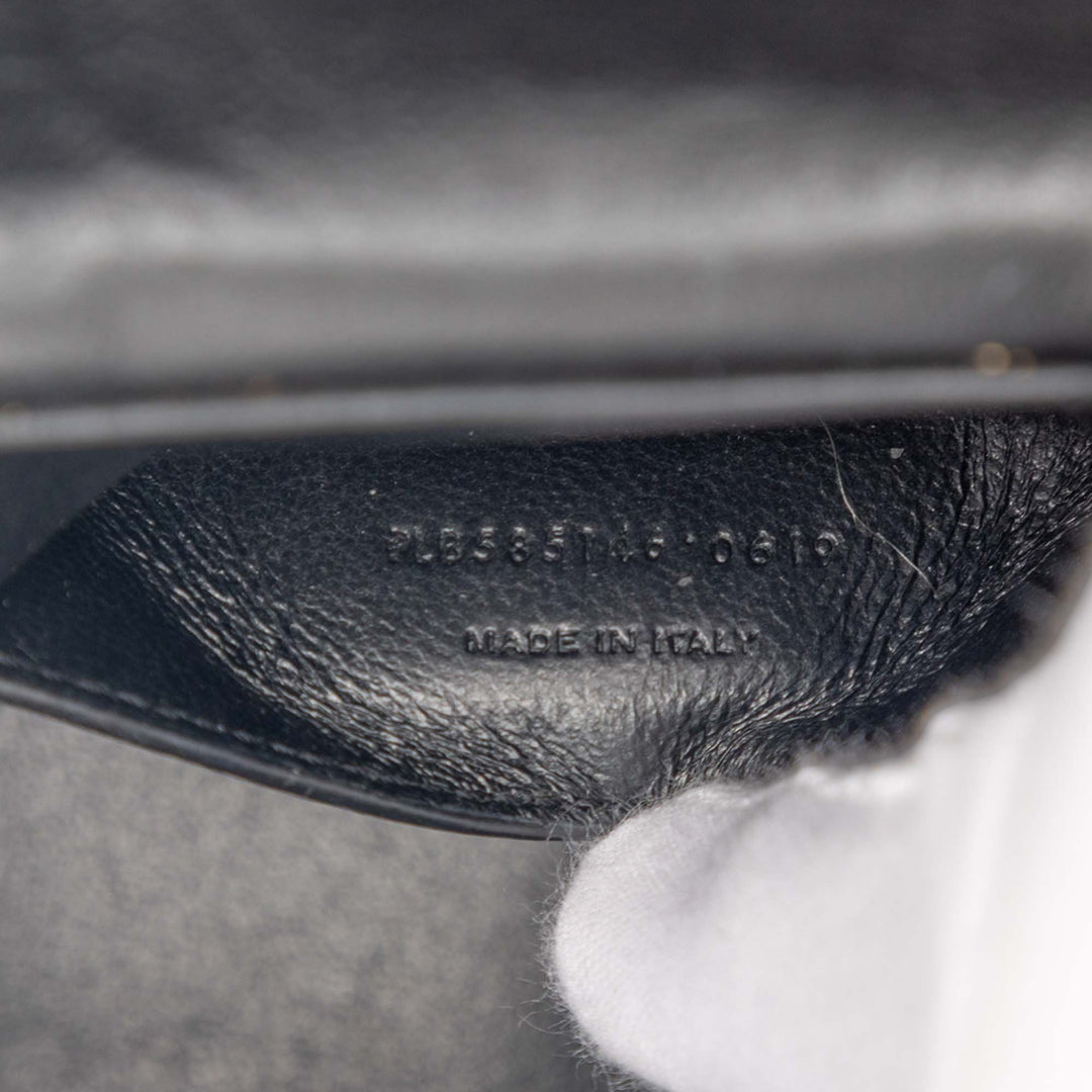 Saint Laurent Matelasse Cuir verni Monogram Vicky Vanity