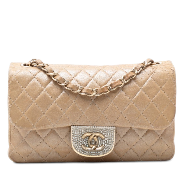 Chanel Small Matelassé Iridescent Cuir d’agneau Perle CC Cristal à rabat