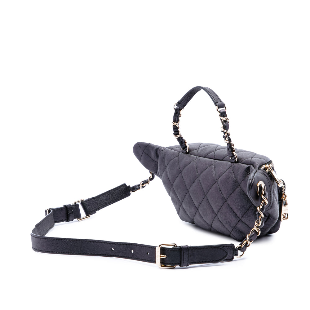 Chanel Irisé All About Waist Sac ceinture Cuir de veau Noir – vue 2 – GABY PARIS