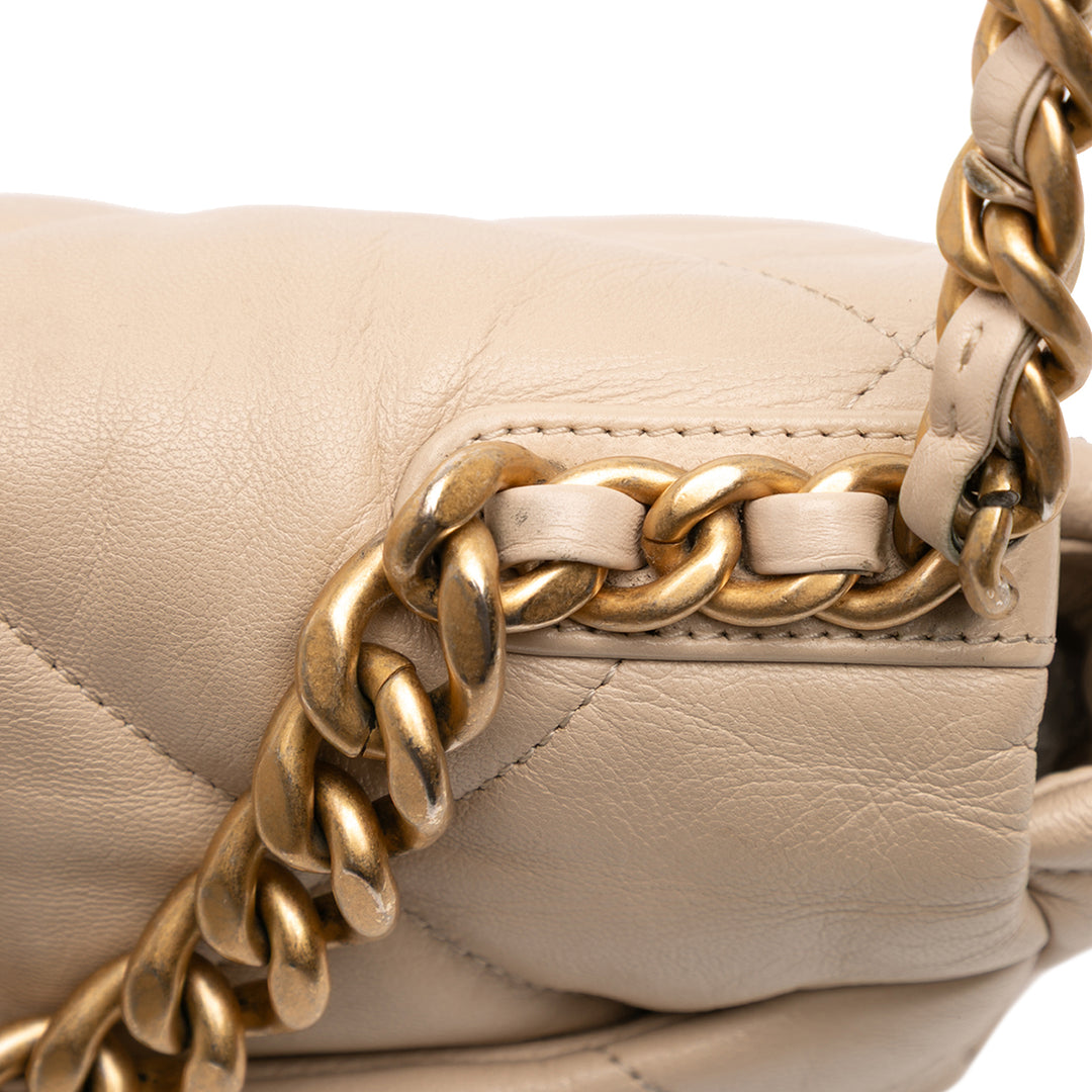 Chanel Medium Cuir d’agneau 19 à rabat