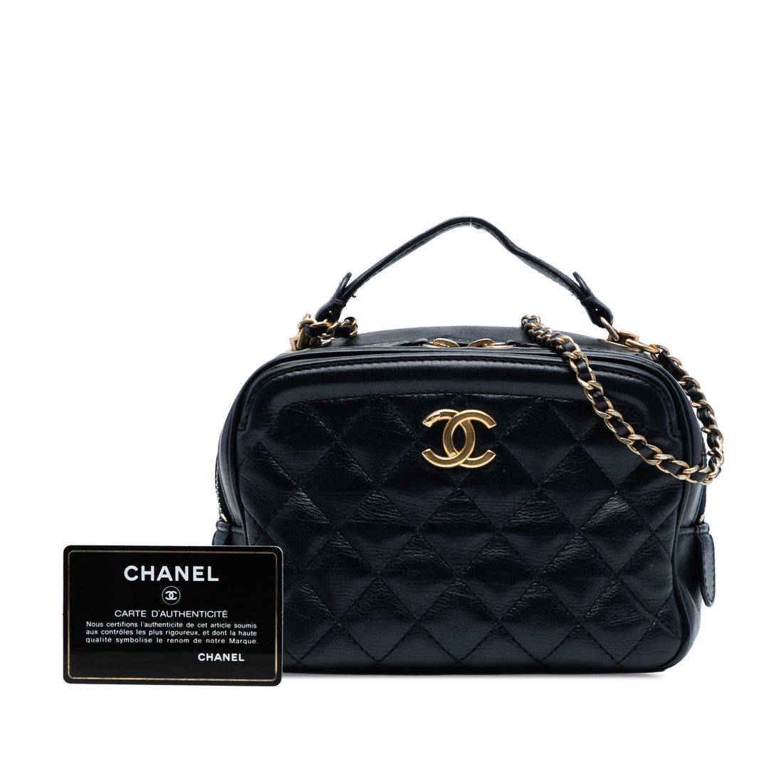 Chanel Small CC Quilted Cuir d’agneau Top Handle Vanity Étui with Chain Noir