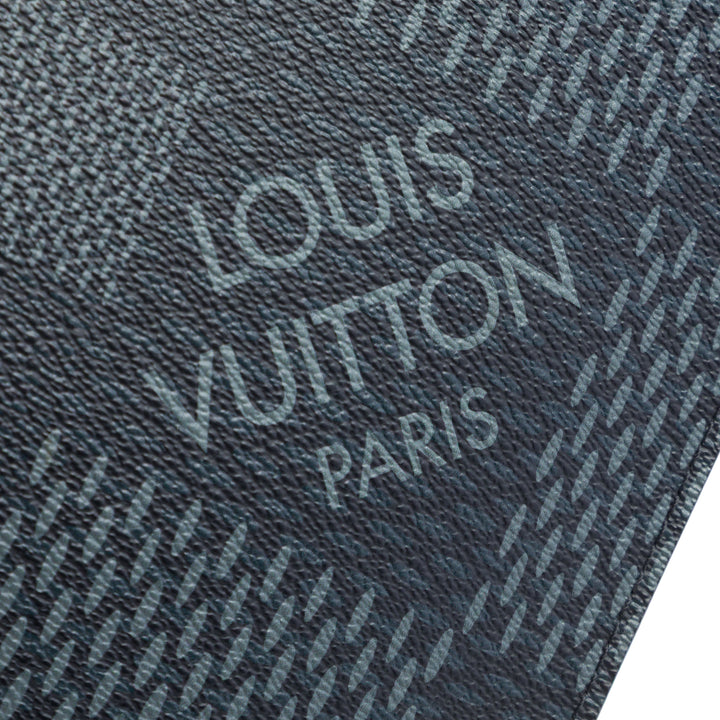 Louis Vuitton Damier Graphite 3D Pochette Voyage MM