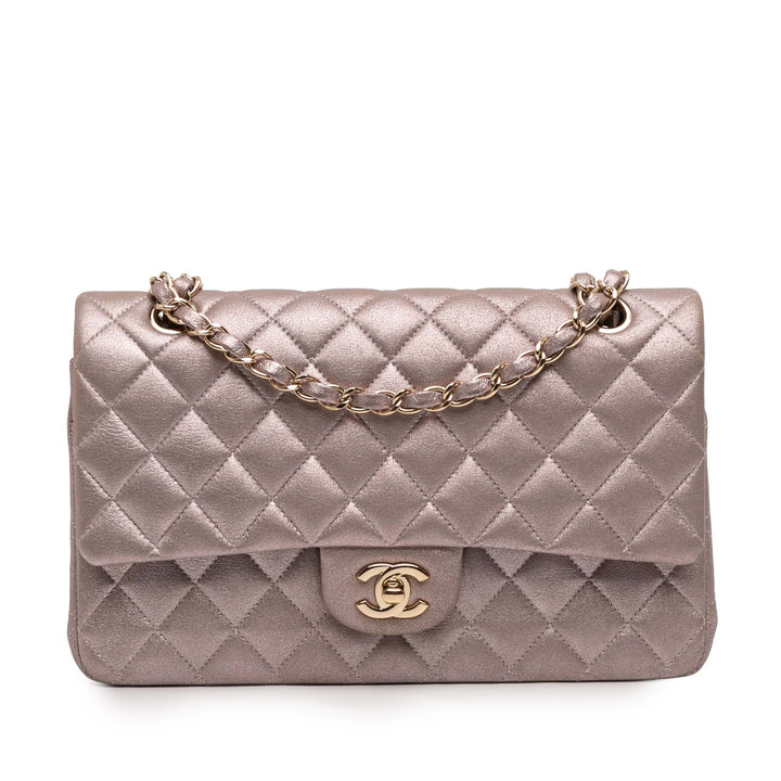 Chanel Medium Classic Iridescent Cuir d’agneau Double rabat