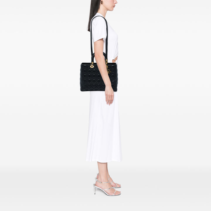 Lady Dior Cannage Grand Cuir d'agneau Noir