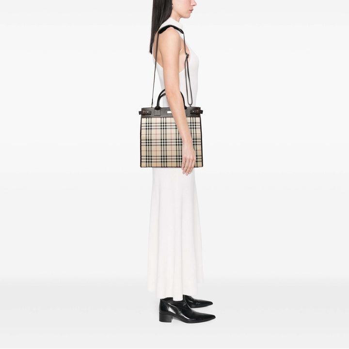 Burberry Cabas House Check Beige – vue 6 – GABY PARIS