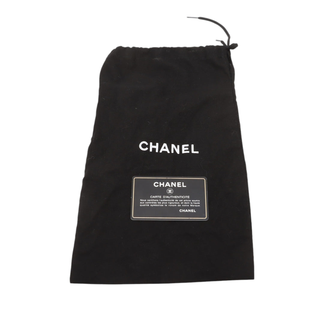 Chanel CC Matelassé Caviar Rond Pochette avec chaîne