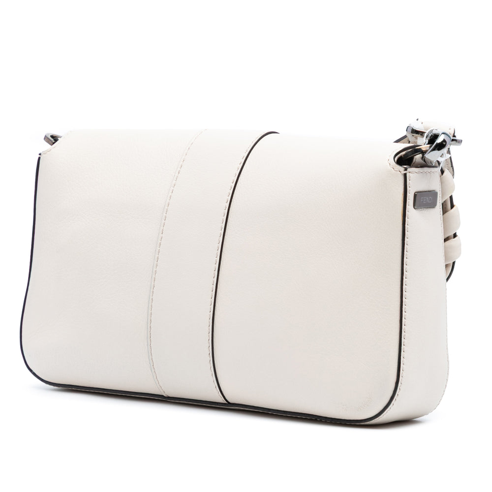 Fendi Whipstitch Baguette Sac Blanc – vue 2 – GABY PARIS