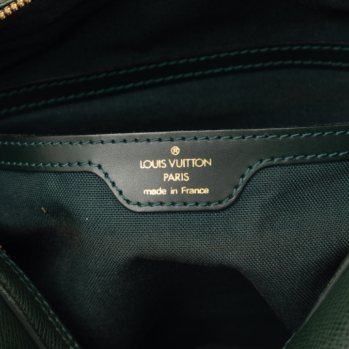 Louis Vuitton Taiga Reporter PM