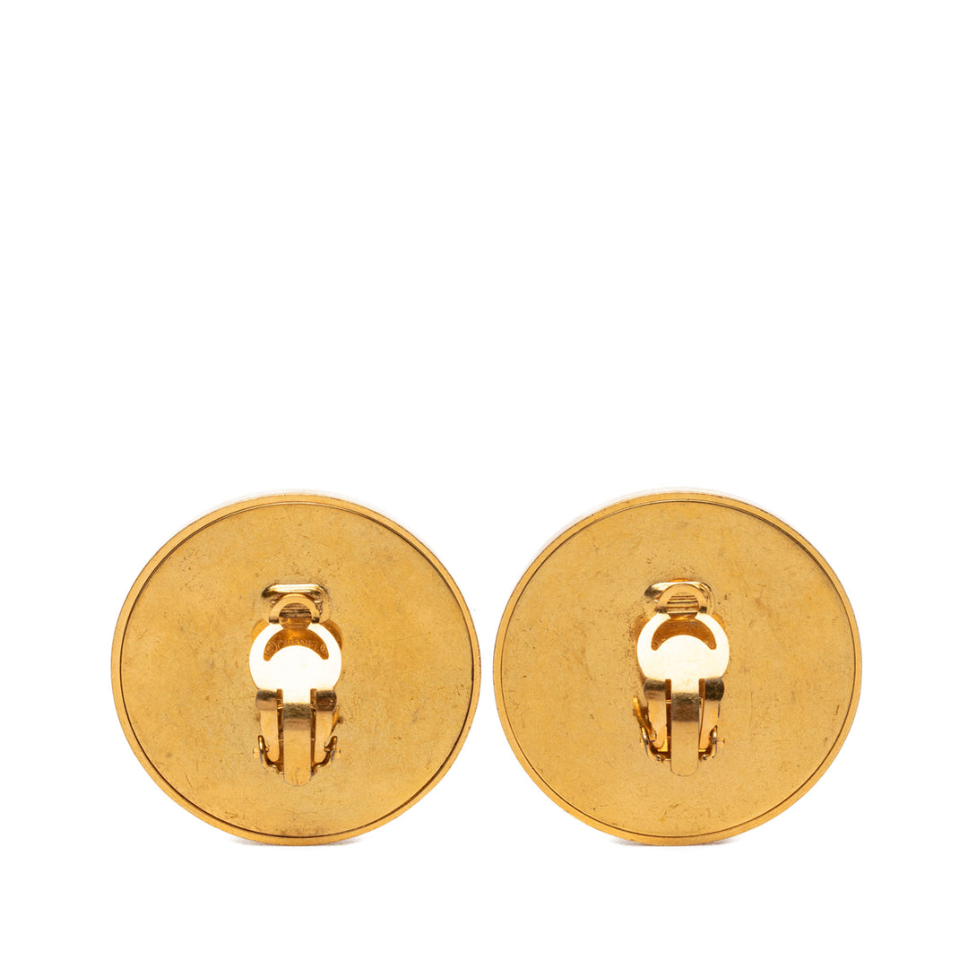 Chanel CC plaqué Resin Rond Button Clip On Boucles d’oreilles