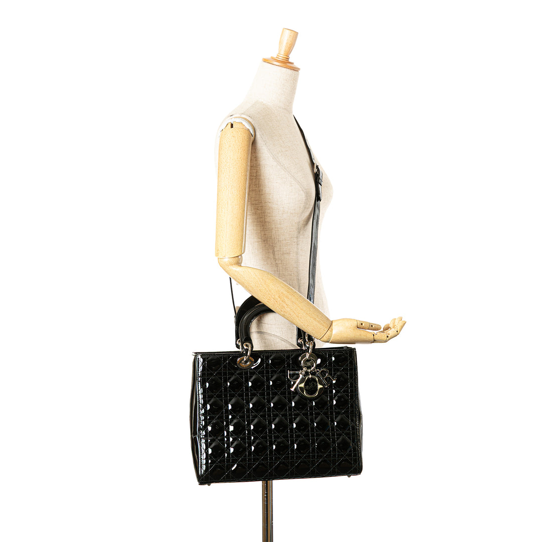 Dior Large Cuir verni Cannage Lady Dior