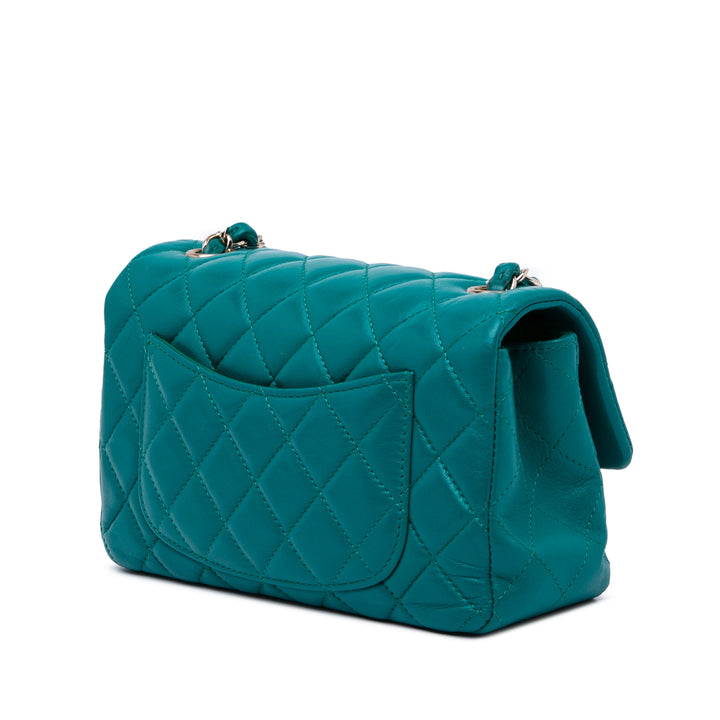 Chanel Mini Rectangular Classic Cuir d’agneau Simple rabat Bleu – GABY PARIS Authentique