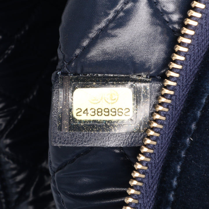 Chanel Medium CC Quilted Velours O Étui Pochette Bleu