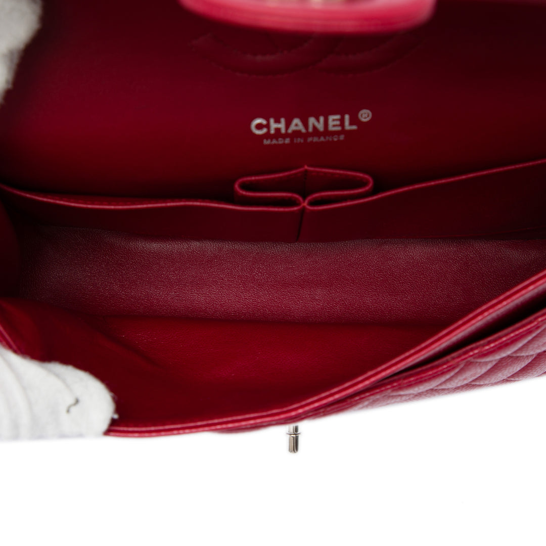 Classic Double rabat Moyen Cuir caviar Rouge