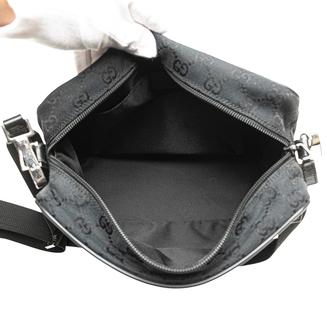 Gucci GG Toile Sac porté croisé Noir