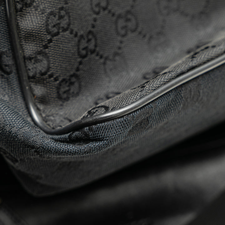 Gucci GG Toile Sac porté croisé Noir
