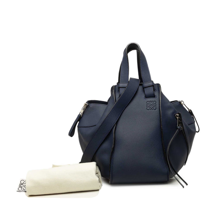 LOEWE Sac à main Souple grainé Hammock Petit Cuir de veau grainé Bleu – vue 7 – GABY PARIS