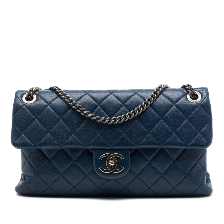 Chanel Matelassé brillant Rocks à rabat Grand Cuir de mouton