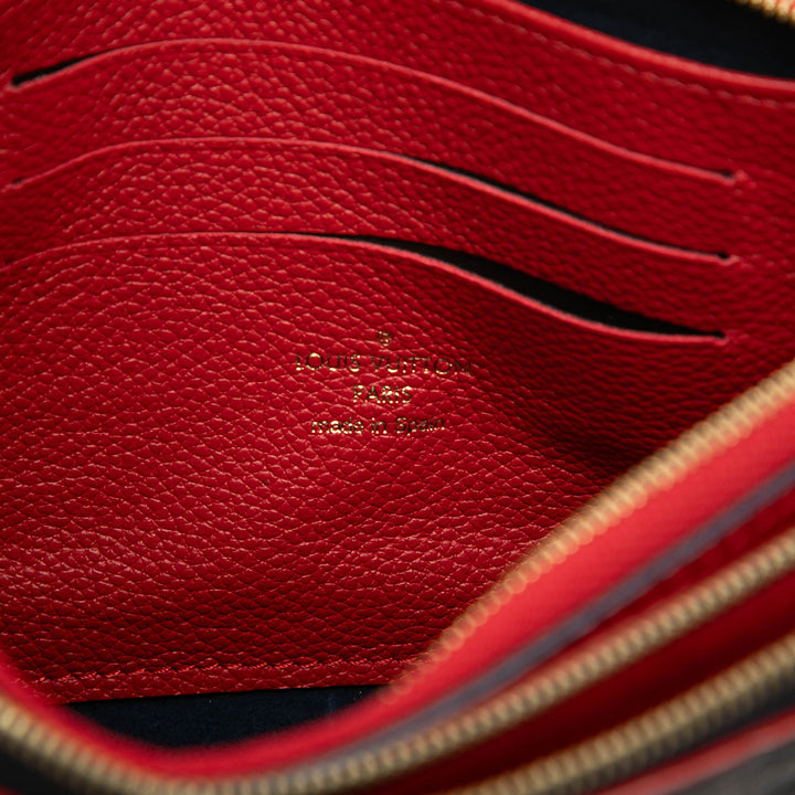 Louis Vuitton Double Zippé Pochette Monogram Empreinte Bleu – vue 5 – GABY PARIS