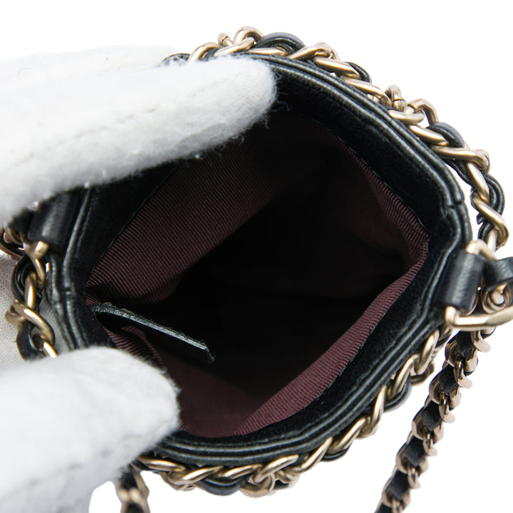 Chanel Tech Me Out Pochette avec chaîne Cuir d'agneau Noir