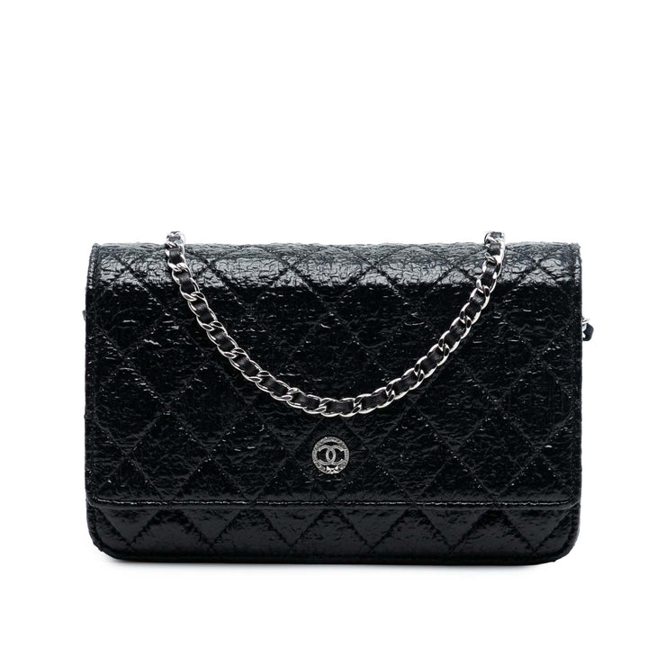 Chanel CC Matelassé froissé Cuir verni Wallet on Chain
