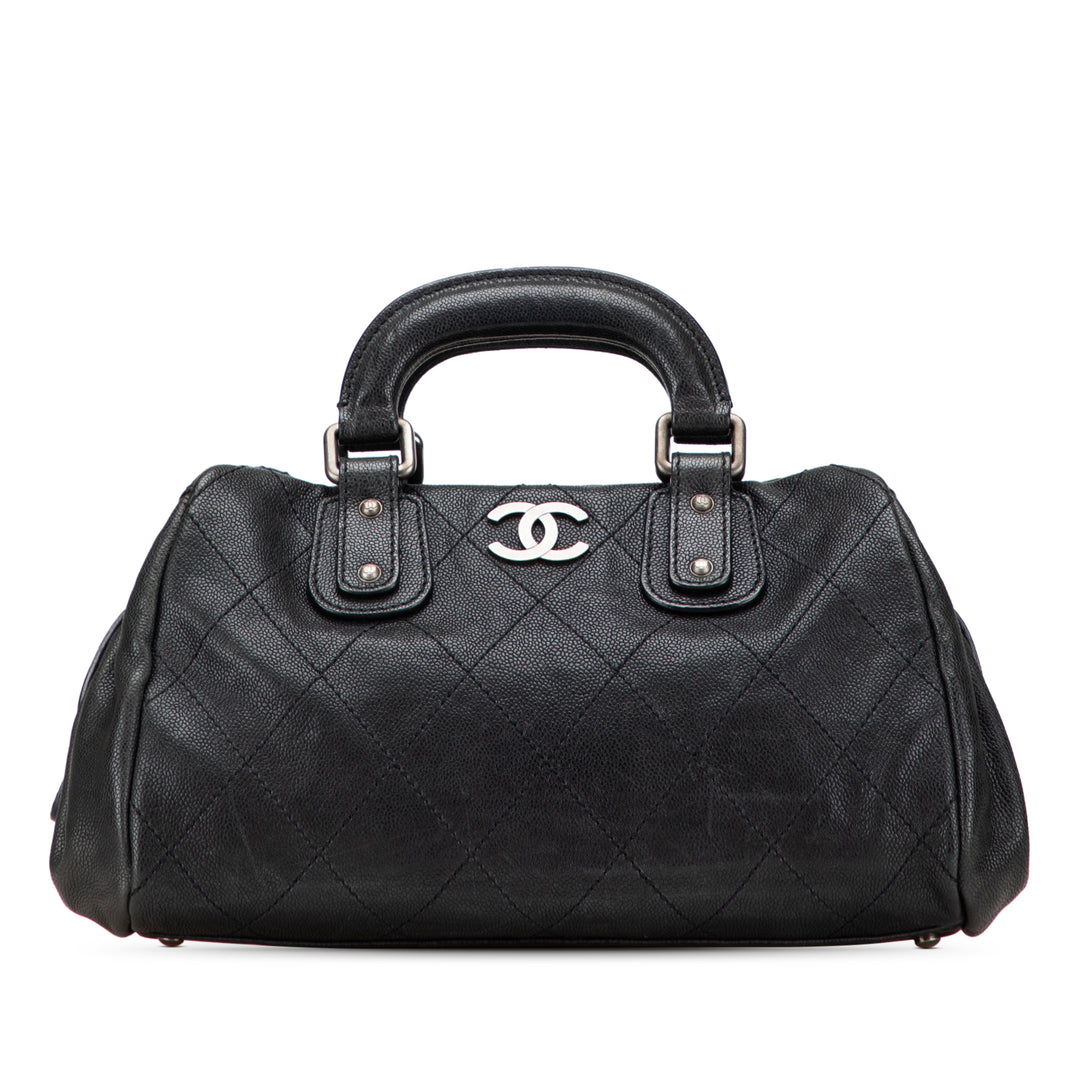 Caviar CC Outdoor Ligne Handbag Black - Gaby Paris