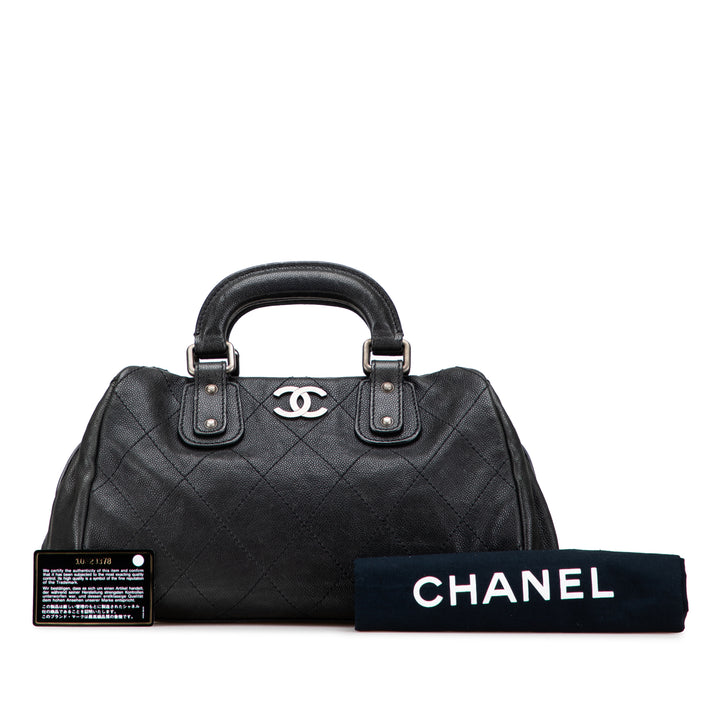 Caviar CC Outdoor Ligne Handbag Black - Gaby Paris