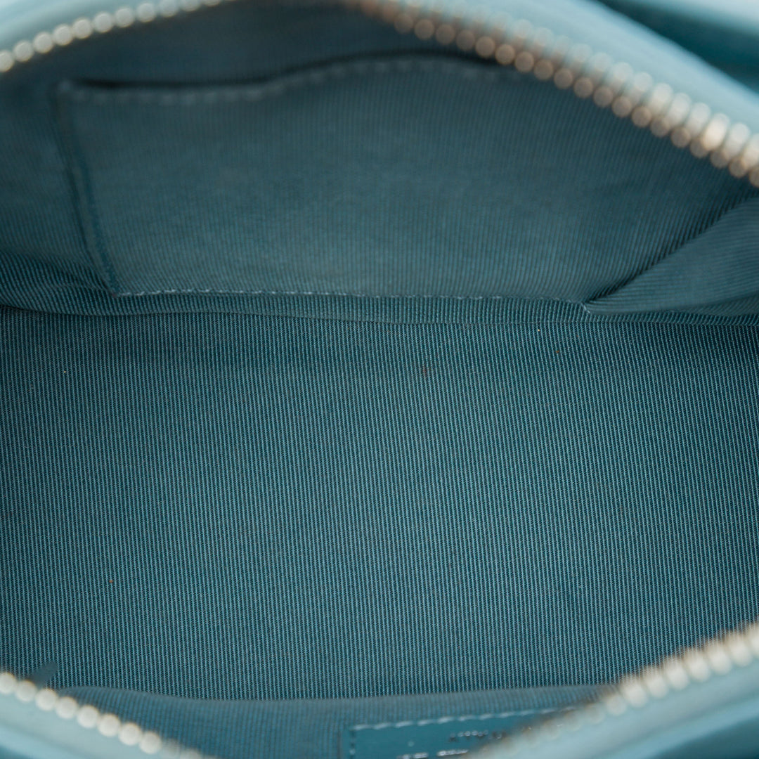 Chanel Sac bandoulière Matelassé vieilli Gabrielle Hobo Petit Cuir de veau Bleu – vue 4 – GABY PARIS