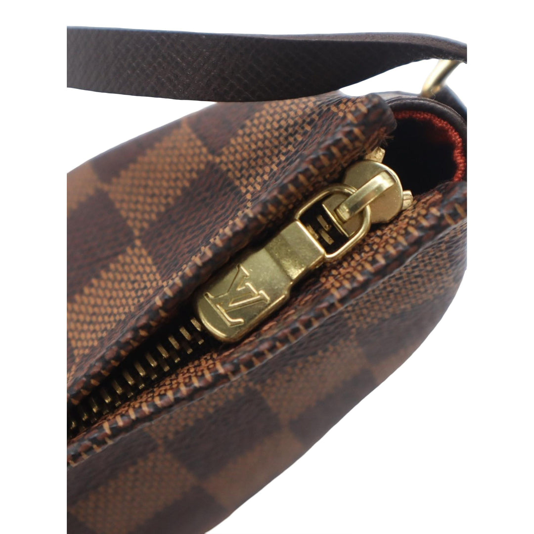 Louis Vuitton Trousse Pochette Damier Ébène Marron – vue 8 – GABY PARIS