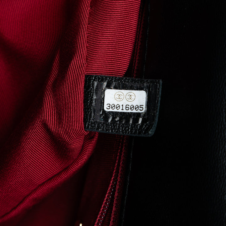 Chanel Large Cuir d’agneau 19 à rabat – GABY PARIS Authentique