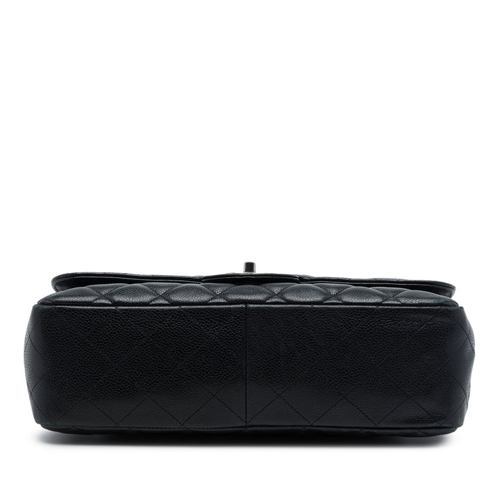 Chanel Classic Rabat simple Jumbo Cuir caviar Noir – vue 3 – GABY PARIS