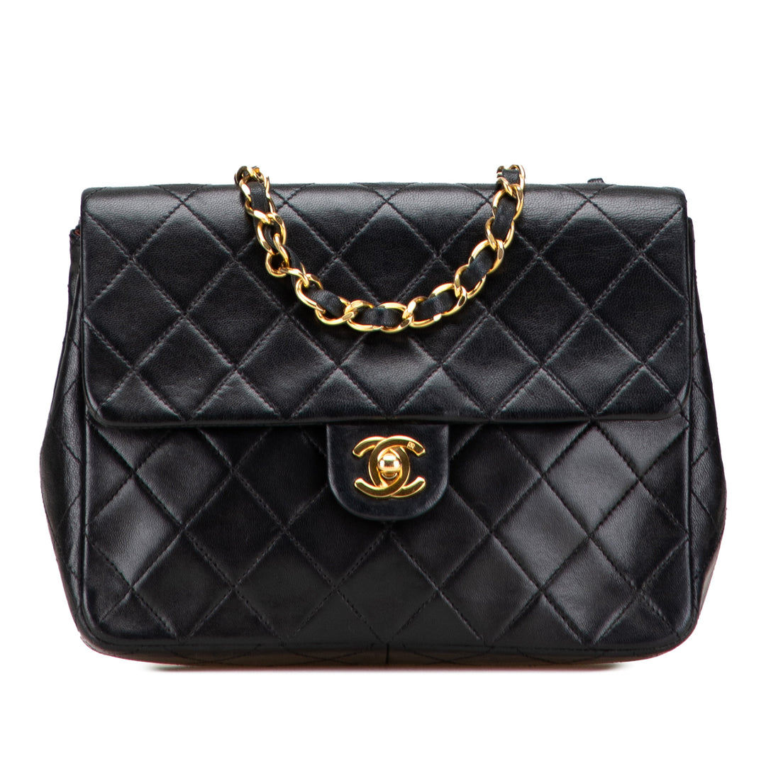 Chanel Square Quilted Cuir d’agneau Single Flap Noir – GABY PARIS Authentique