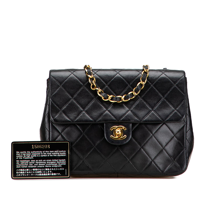 Chanel Square Quilted Cuir d’agneau Single Flap Noir – GABY PARIS Authentique