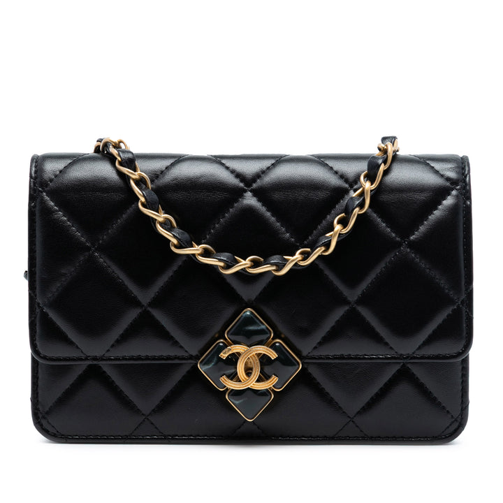 Chanel CC Matelassé Cuir d’agneau Diamond Lock Wallet on Chain
