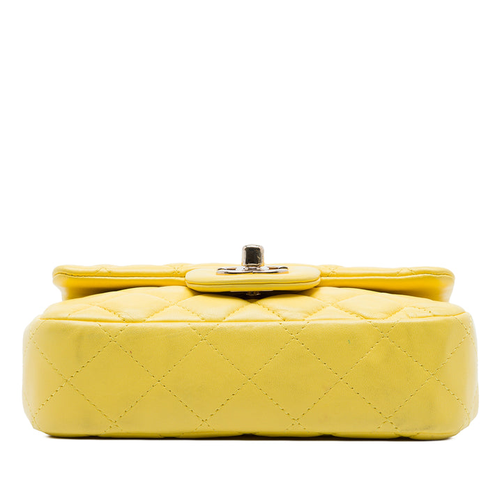 Chanel Extra Mini Rectangular Classic Cuir d’agneau Simple rabat