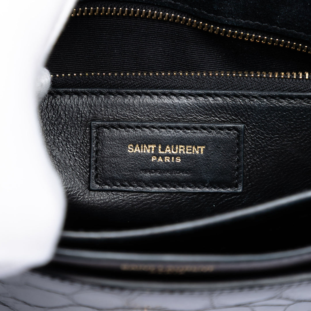 Saint Laurent brillant Croc embossé Cuir de veau Monogram Cassandra Chain Portefeuille