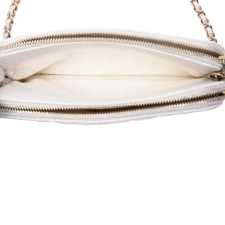 Chanel CC Matelassé Double Zippé Pochette avec chaîne Cuir caviar