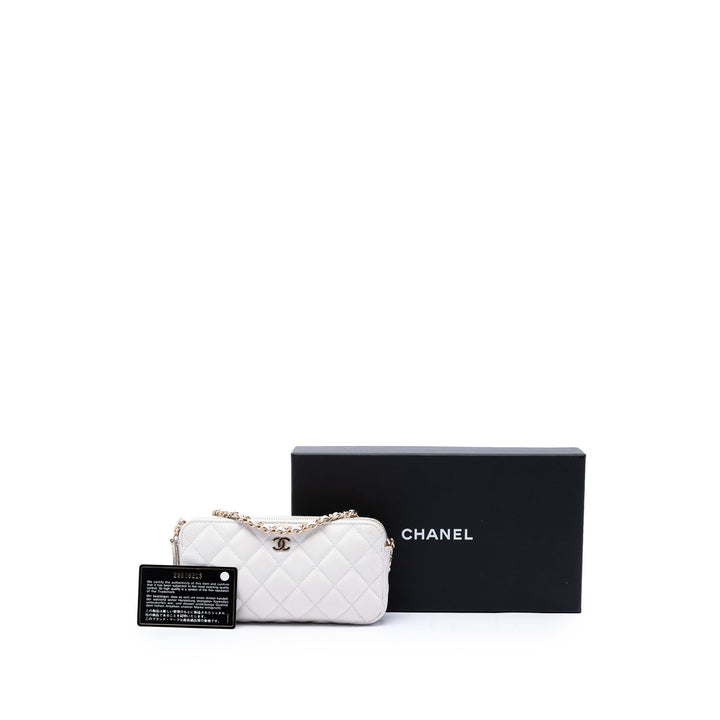 Chanel CC Matelassé Double Zippé Pochette avec chaîne Cuir caviar
