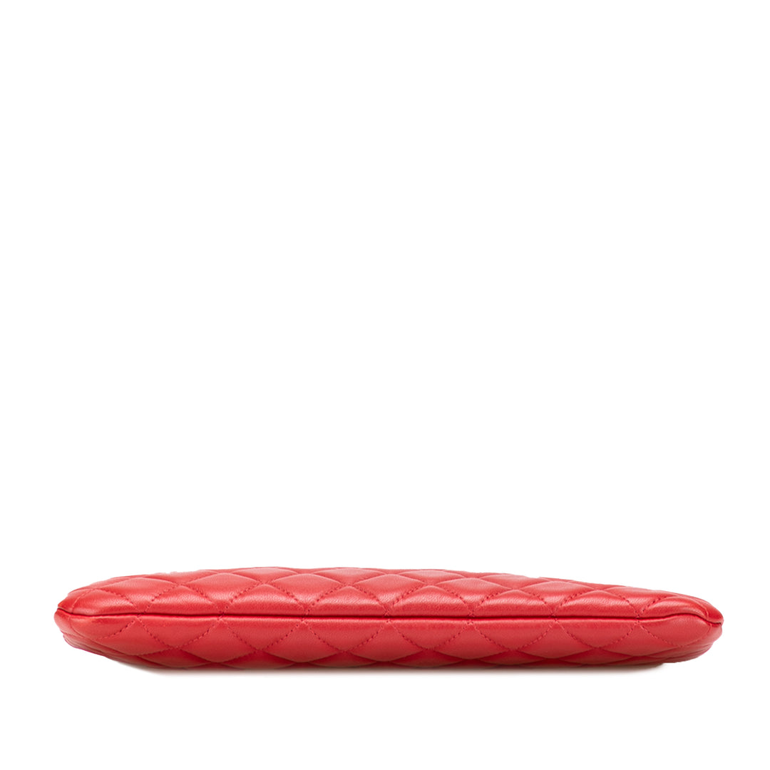 Medium Quilted Lambskin O Case Clutch Red - Gaby Paris
