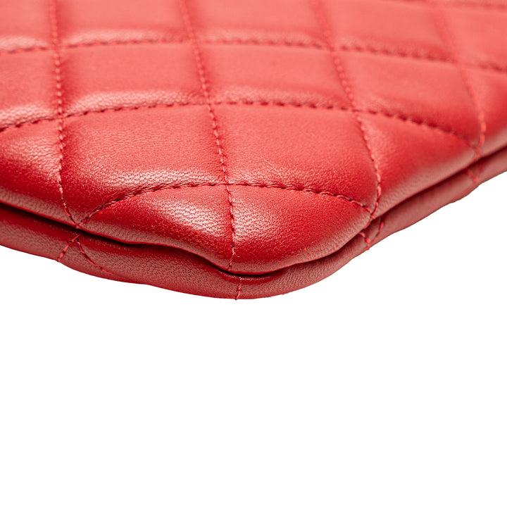 Medium Quilted Lambskin O Case Clutch Red - Gaby Paris