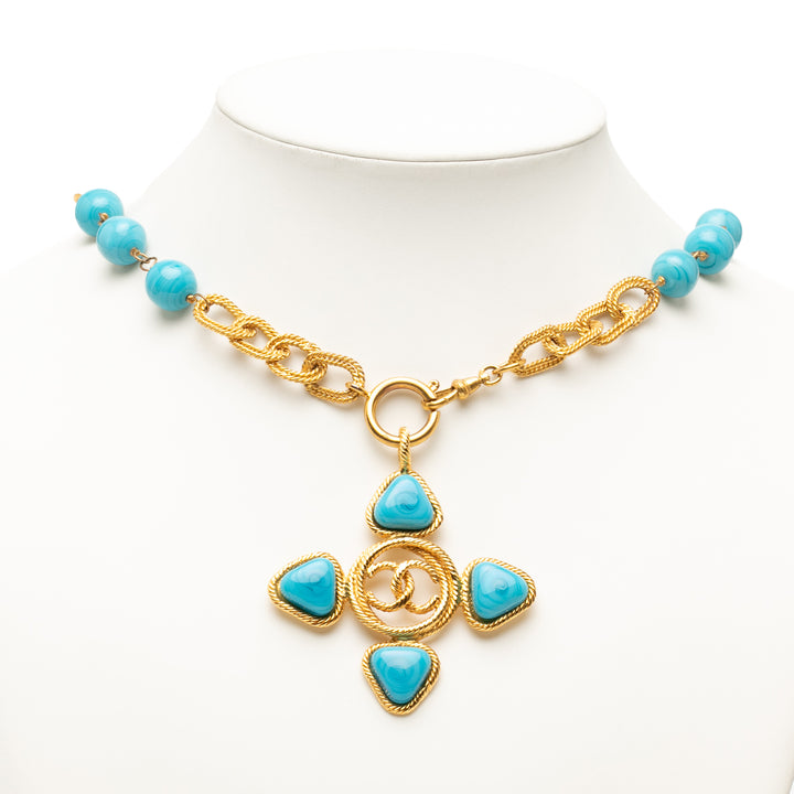 Chanel CC plaqué Cabochon Émail Pendant Collier