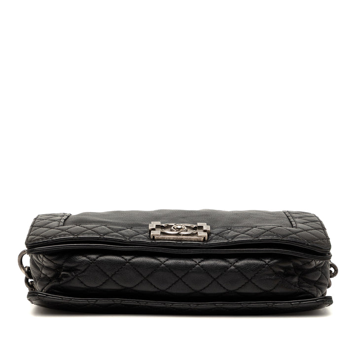 Chanel Medium Cuir de veau Boy Reverso à rabat