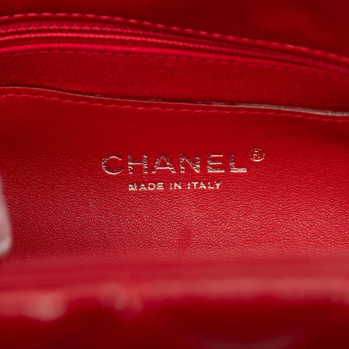 Chanel Medium Matelassé Cuir verni Just Mademoiselle Bowling Sac