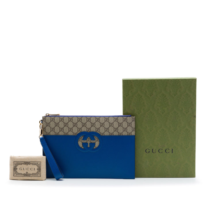 Gucci Cut Out Interlocking G Pochette GG Supreme Beige – vue 7 – GABY PARIS