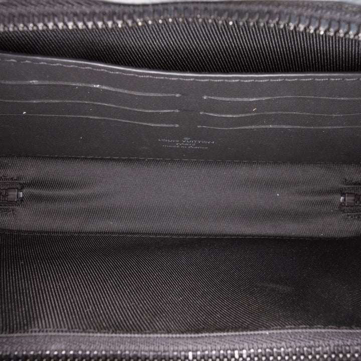 Souple Trunk Portefeuille Monogram Noir