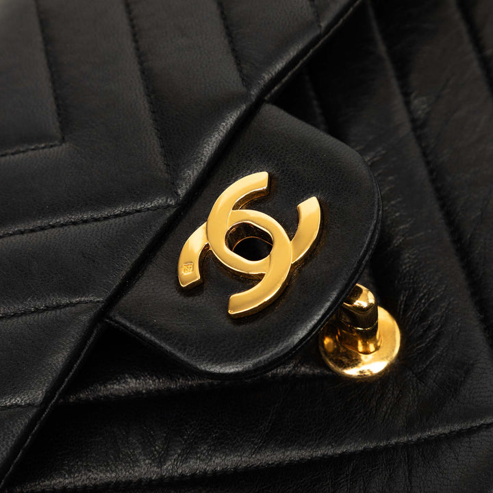 Classic Chevron Double rabat Moyen Cuir d'agneau Noir
