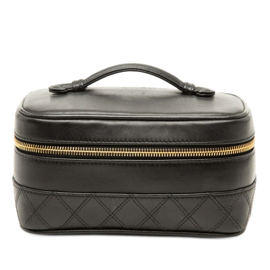 Chanel CC Matelassé Vanity Cuir d'agneau Noir – vue principale – GABY PARIS